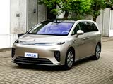 享界V8